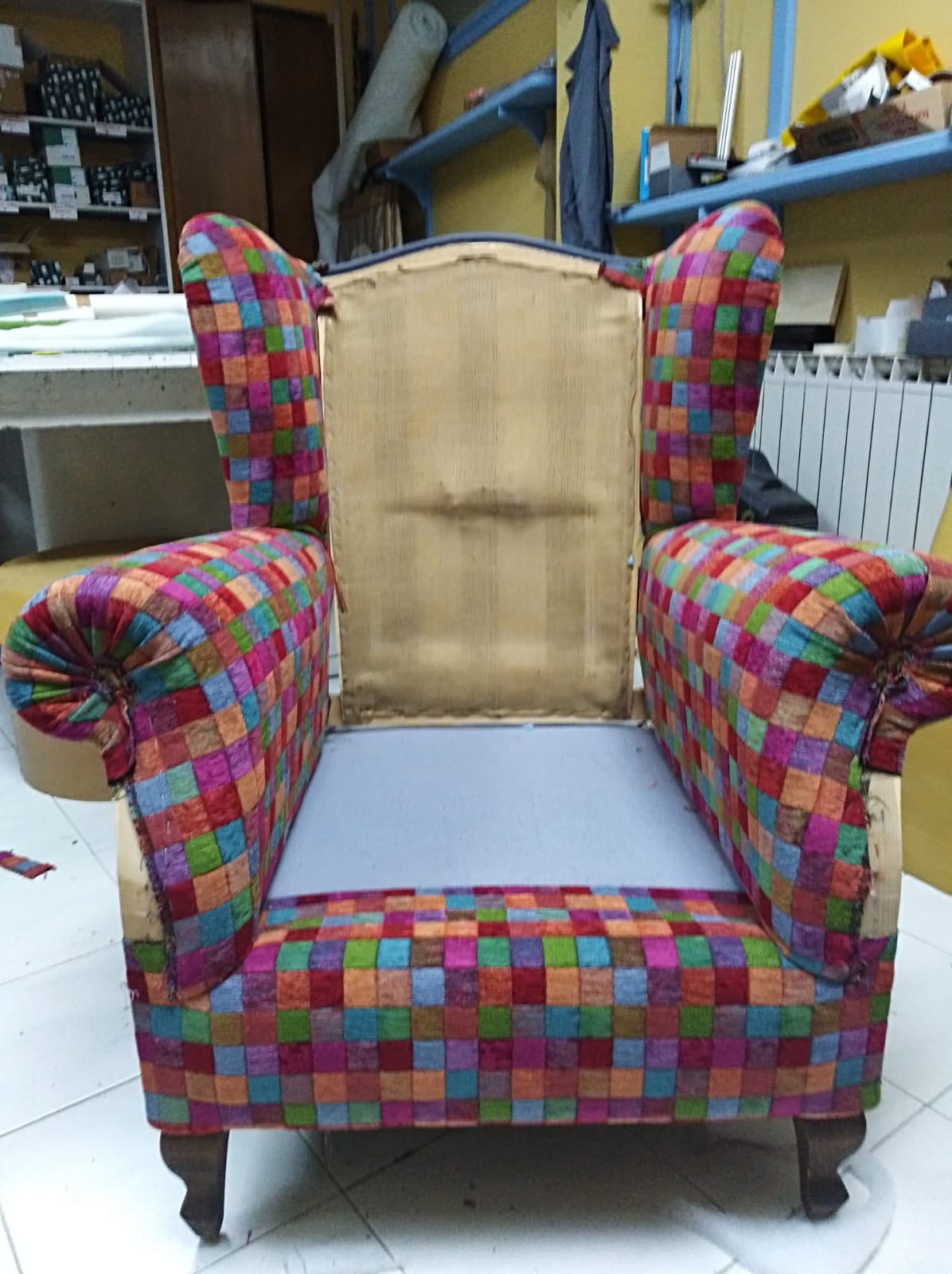 gallery-item