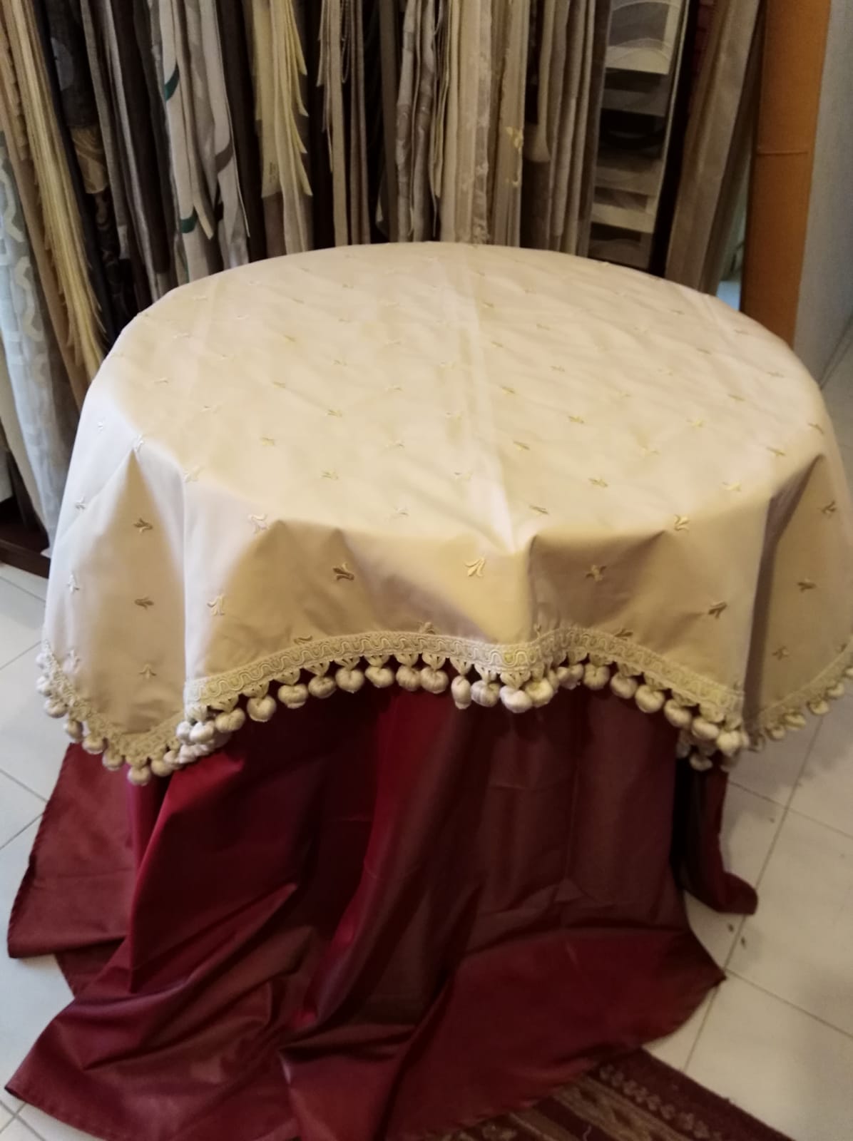 gallery-item