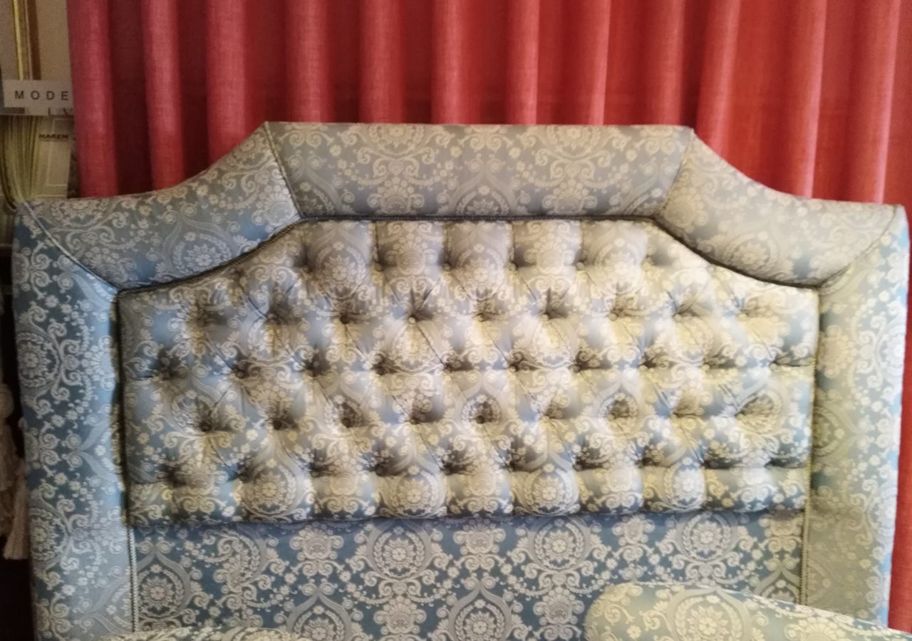 gallery-item